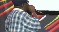Rare Footage Of The Week: Notorious B.I.G Throws A Bottle At His DJ For Messing Up!